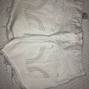 Hollister White High rise shorts